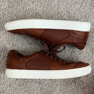 Johnston & Murphy Banks brown leather sheepskin U-Throat sneaker, Men’s 11